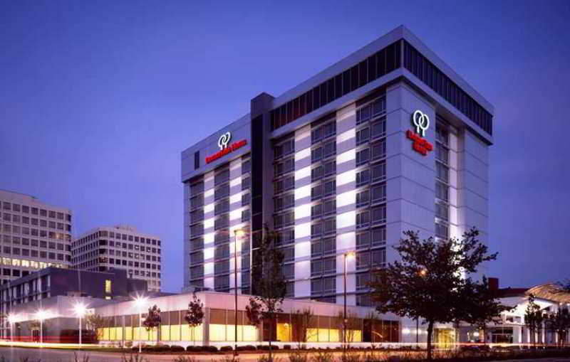 Doubletree By Hilton Hotel And Conference Center Chicago North Shore Skokie Exterior photo